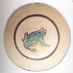 Onda Bernard Leach Frog Dish